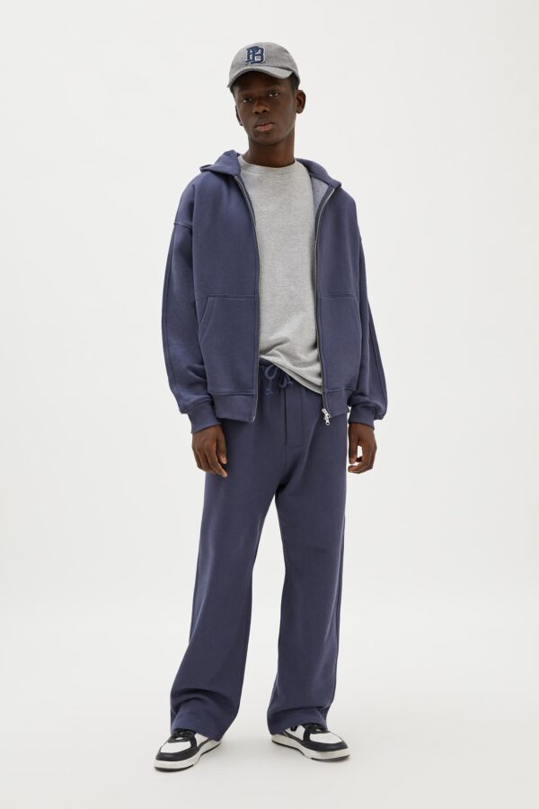 Oversize Hoodie With Zipper - Image 4